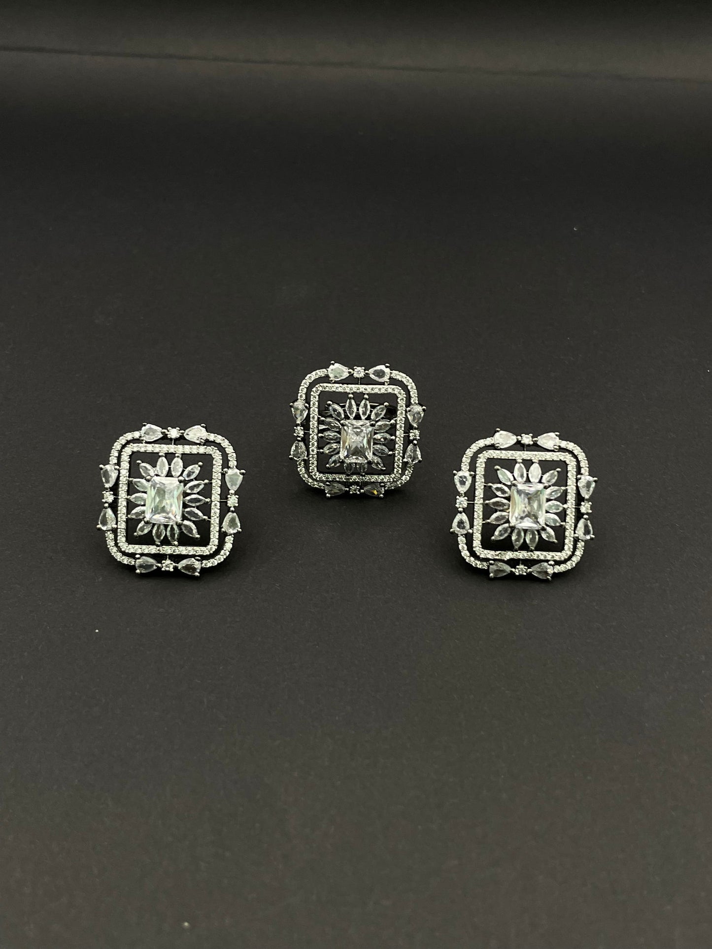 ERS Square White Set - Stone Stories