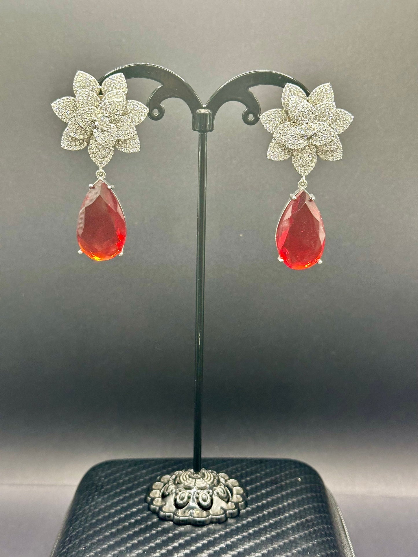 Flora Red Earring - Stone Stories