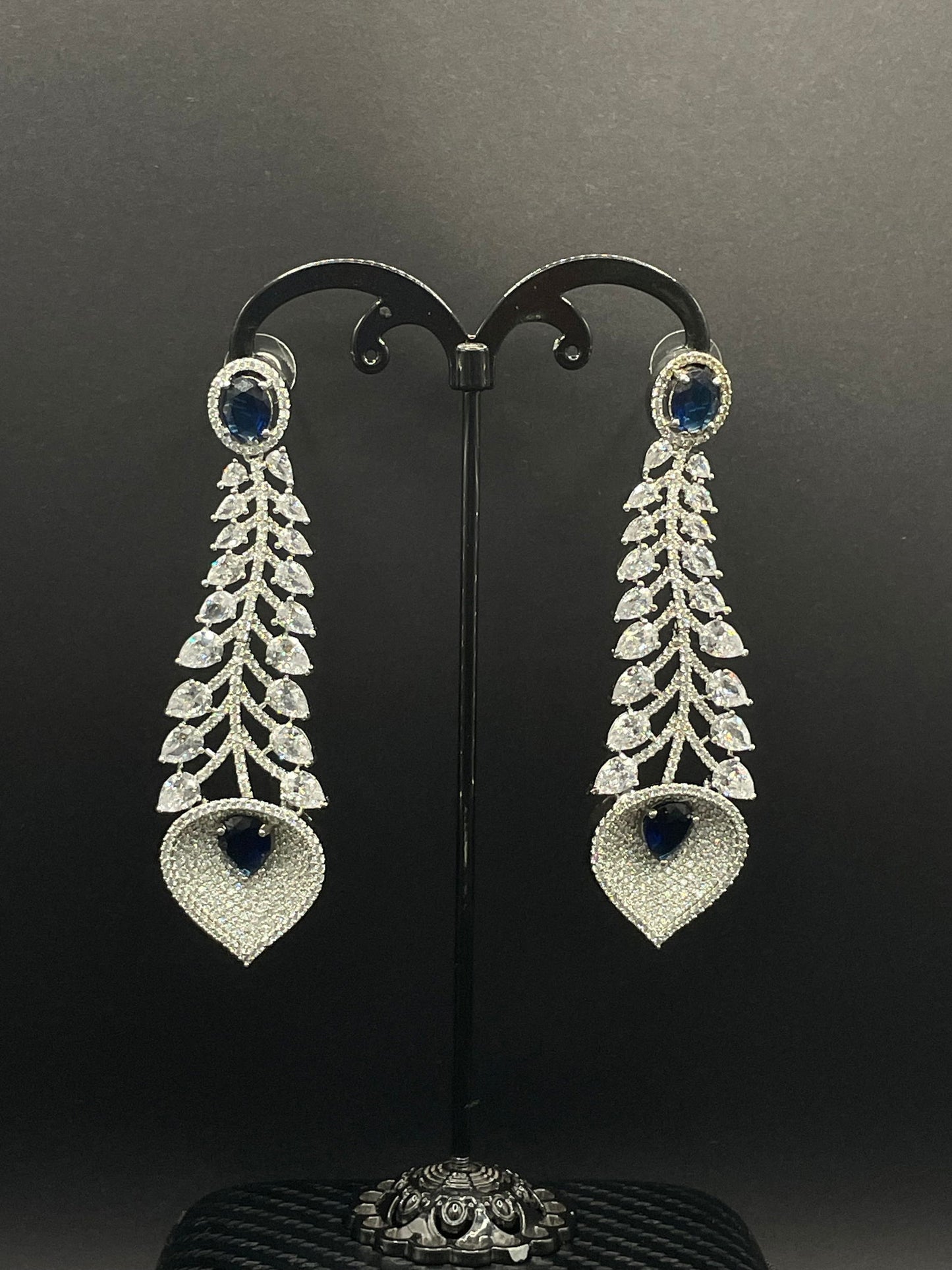 Sapphire long leaf earring - Stone Stories