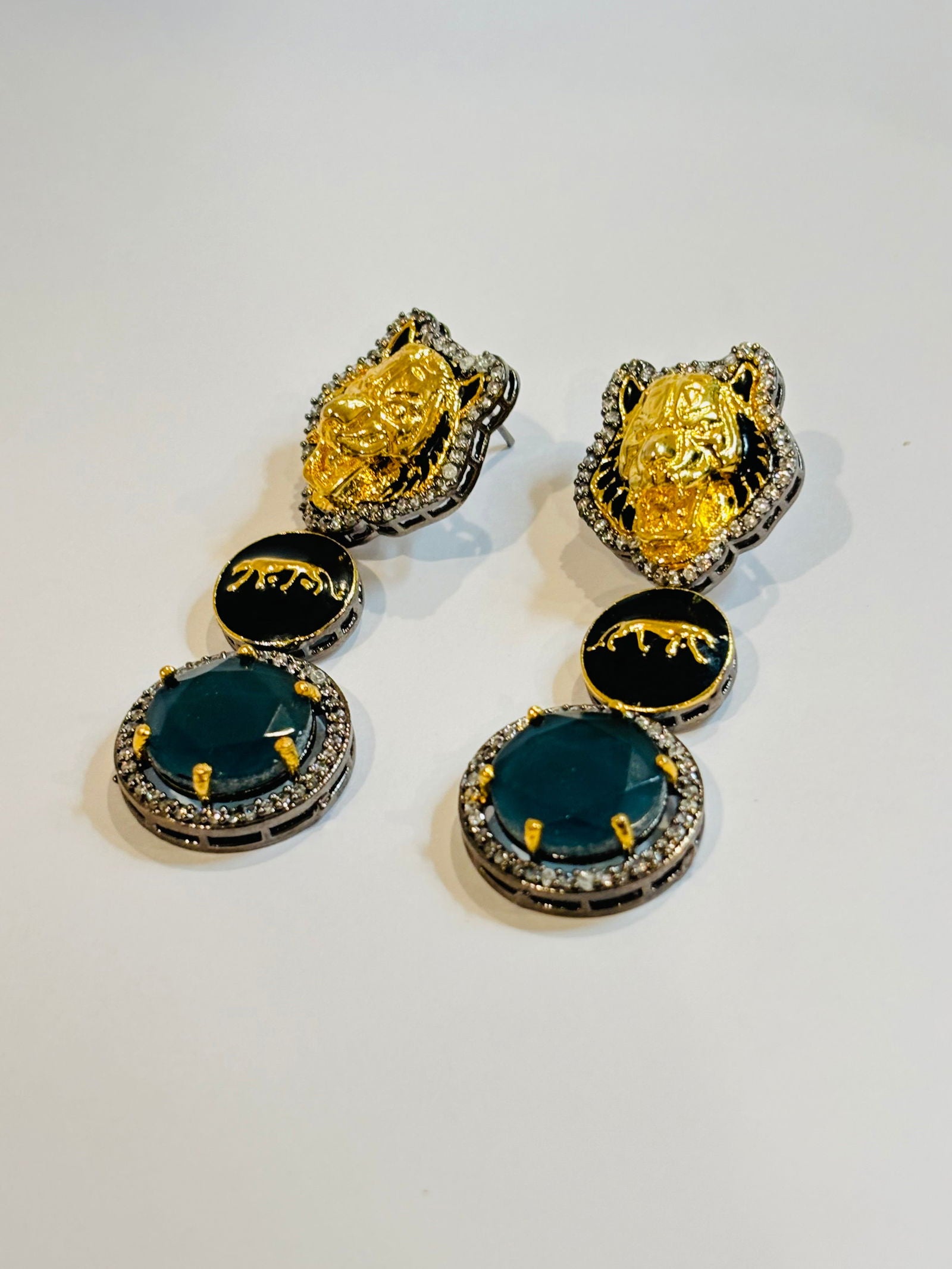 Fauna Fantasy Black Carved Earring - Stone Stories