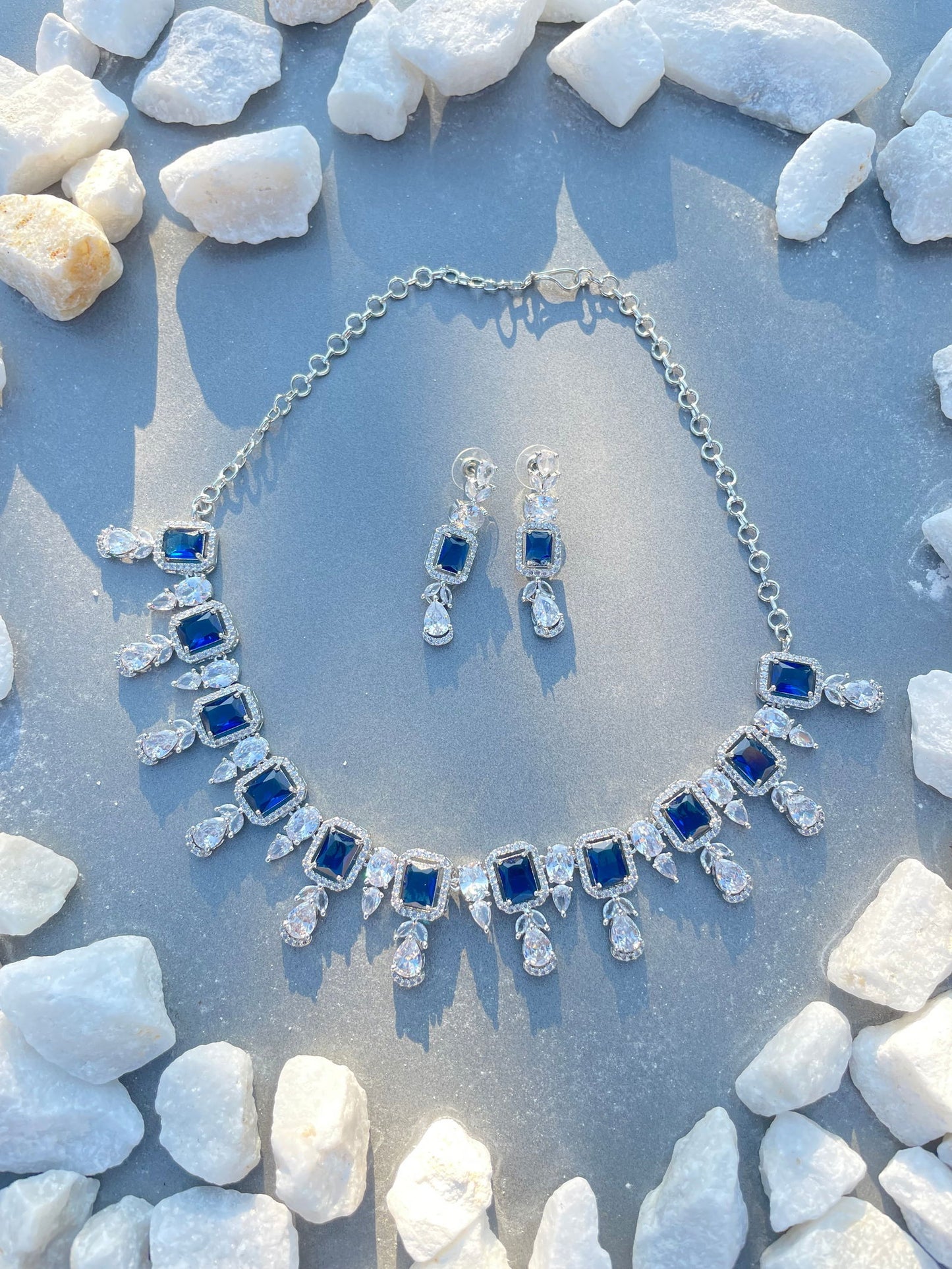 Luminous Necklace Set - Stone Stories