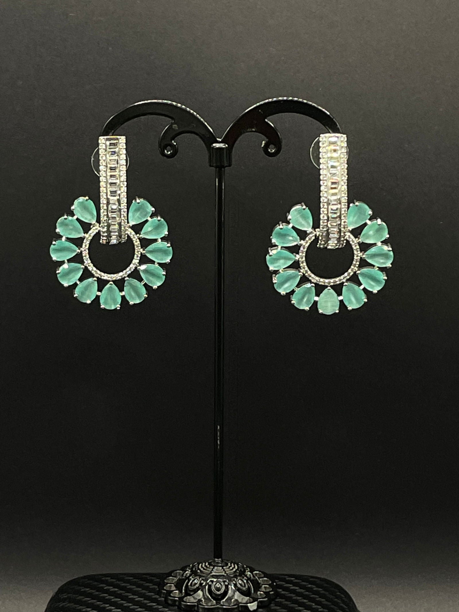 Mint Green Elegance Earring - Stone Stories