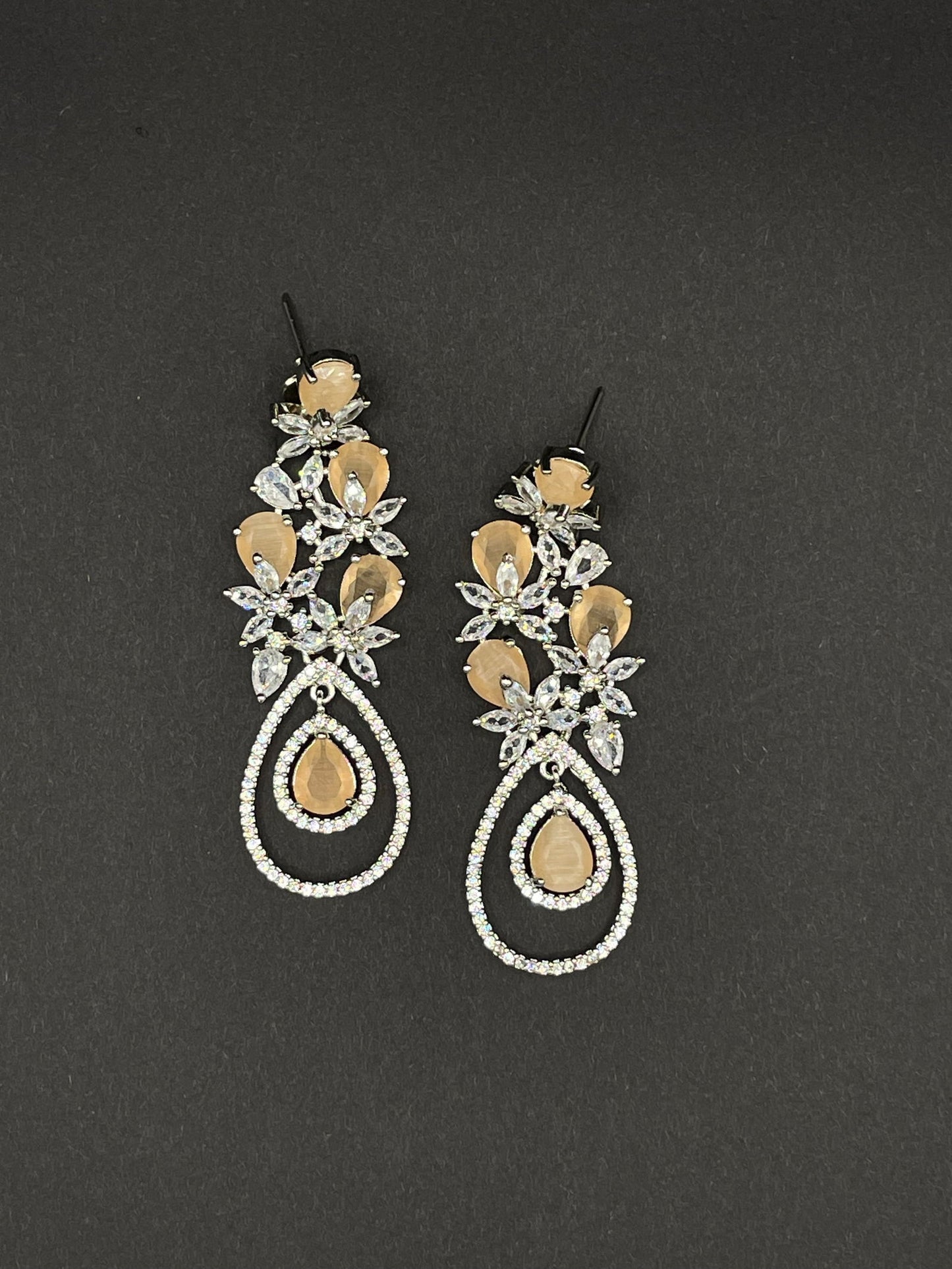 Peach Bouquet Earring - Stone Stories