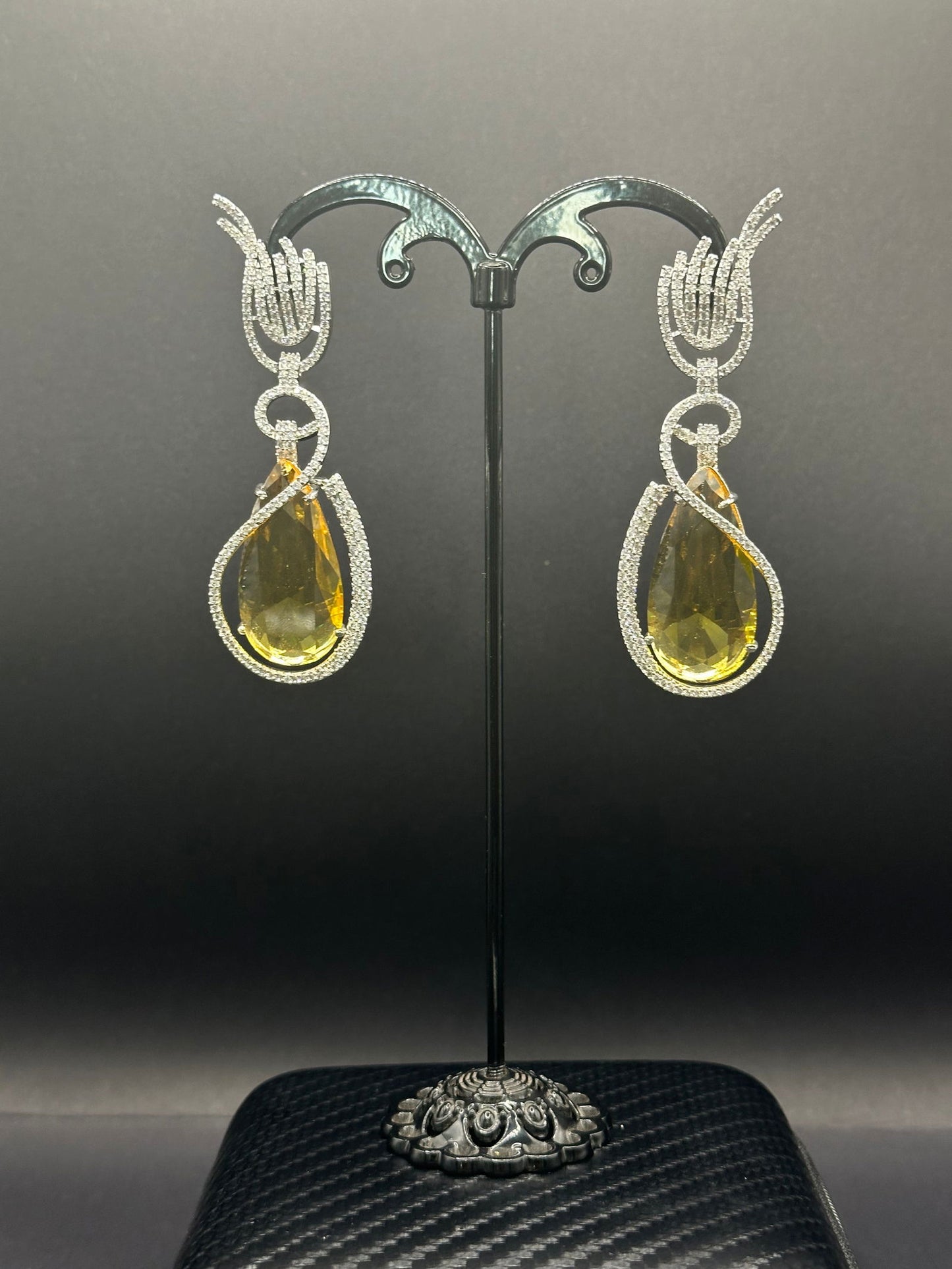 Yellow Dancing Queen Earring - Stone Stories